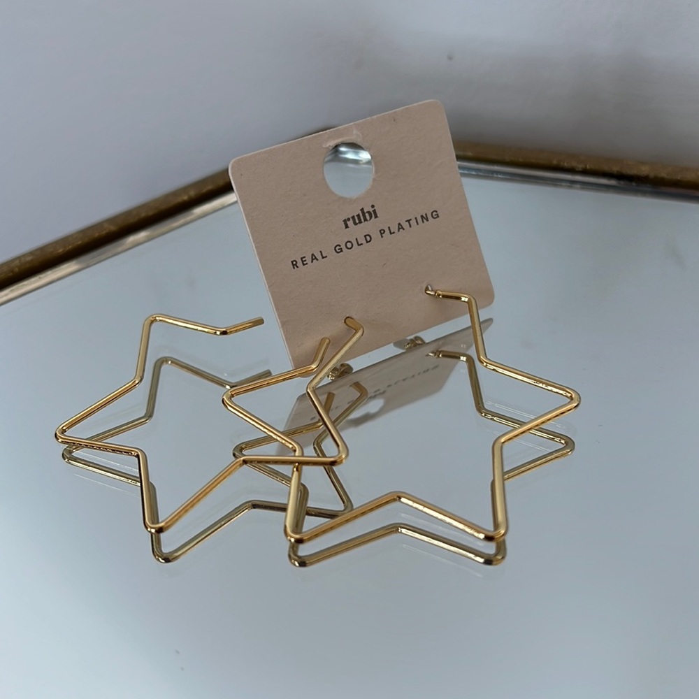 Star Earrings ⭐️ 💫